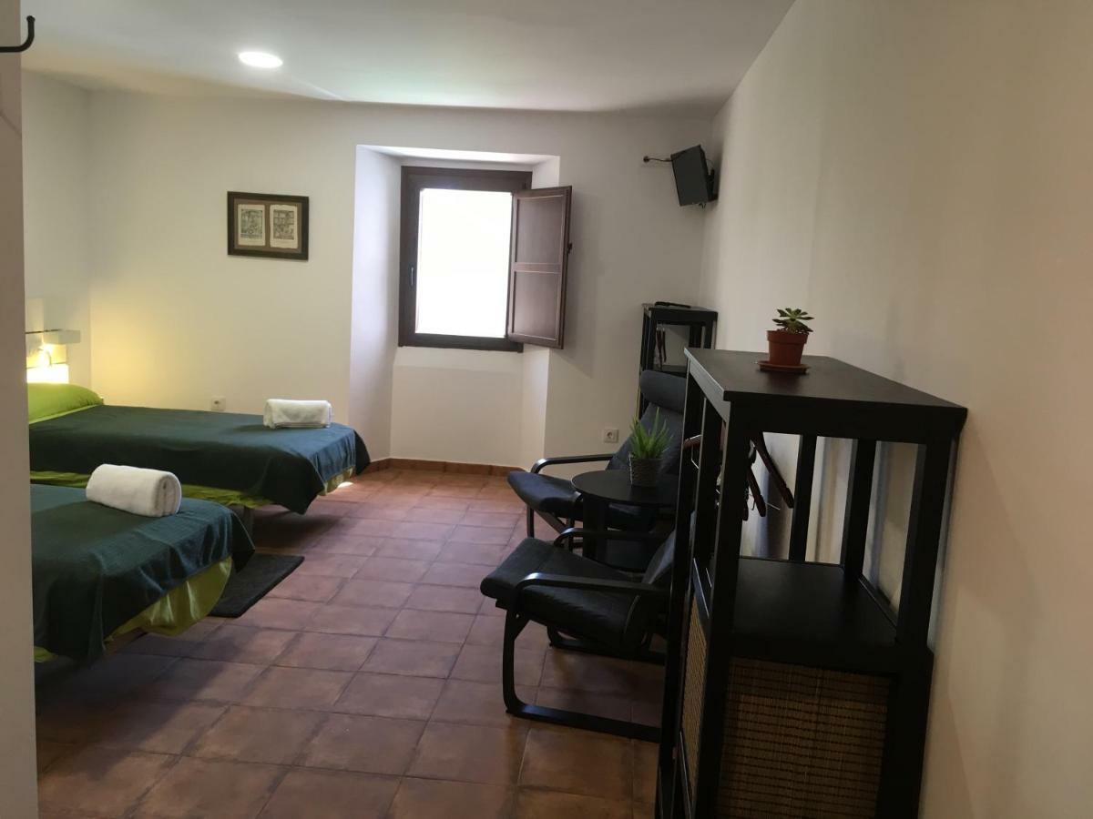 Hostel El De *